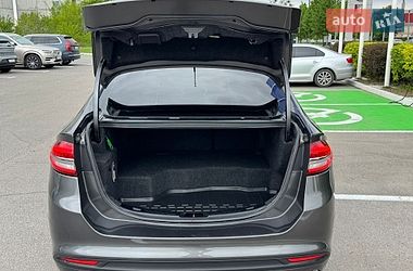 Седан Ford Fusion 2017 в Полтаві