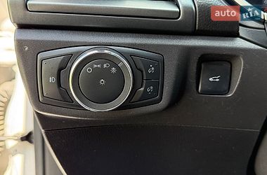 Седан Ford Fusion 2015 в Львове