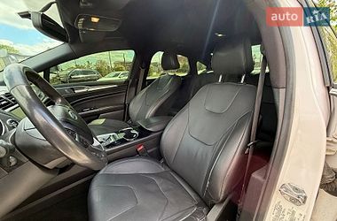 Седан Ford Fusion 2015 в Львове