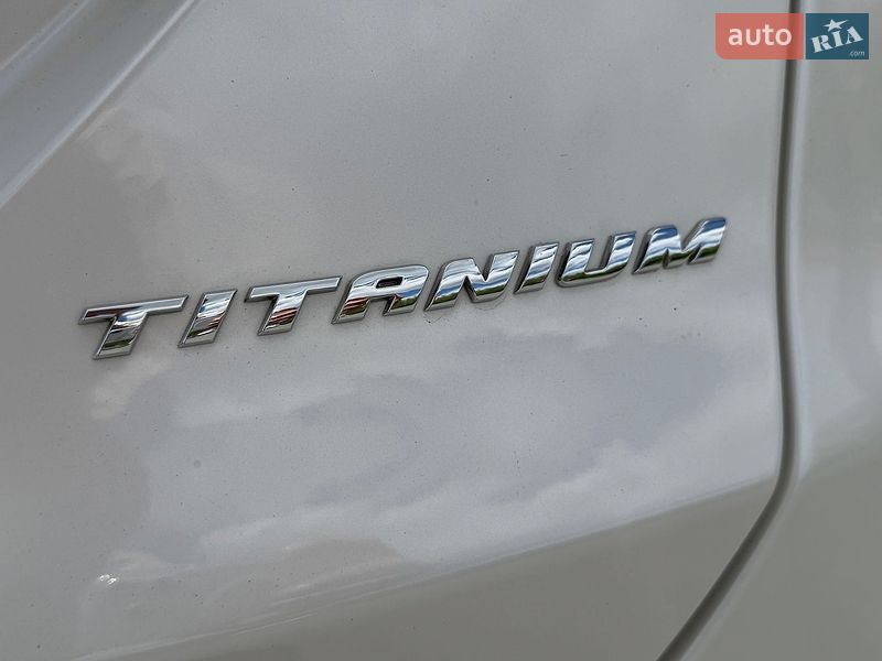 Седан Ford Fusion 2015 в Львове