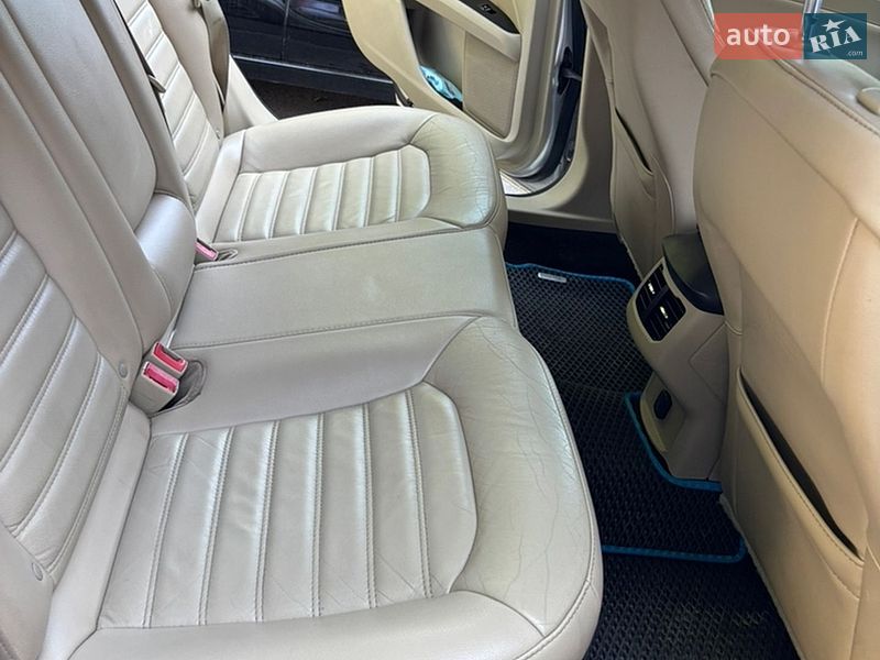 Седан Ford Fusion 2014 в Киеве