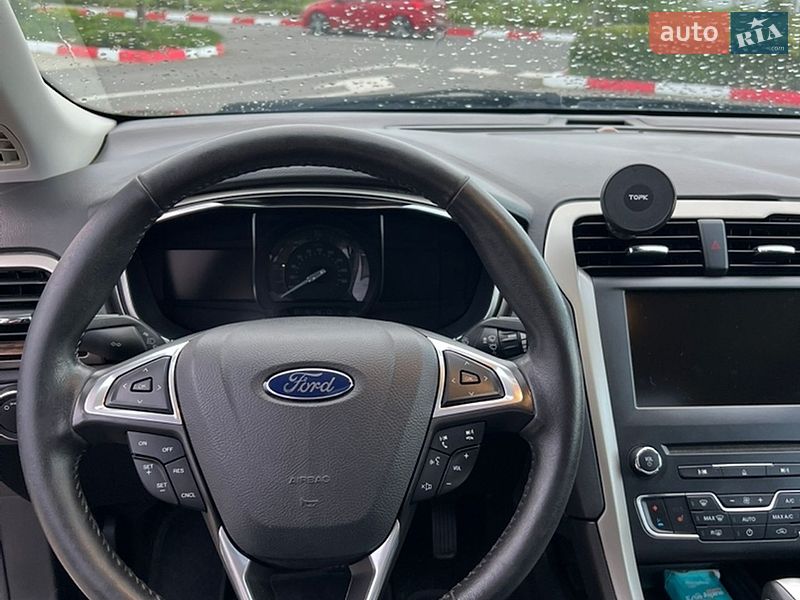 Седан Ford Fusion 2015 в Киеве фото 12 Седан Ford Fusion 2015 в Киеве