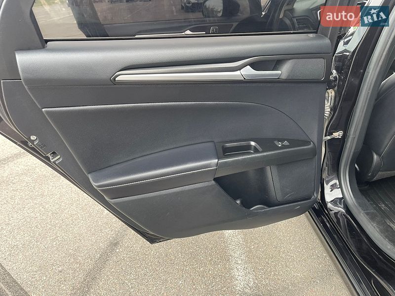 Седан Ford Fusion 2019 в Киеве
