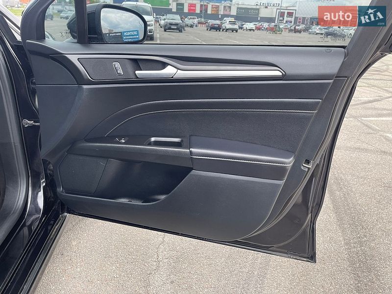 Седан Ford Fusion 2019 в Киеве