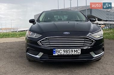 Седан Ford Fusion 2017 в Львове