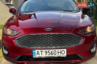 Седан Ford Fusion 2017 в Брюховичах