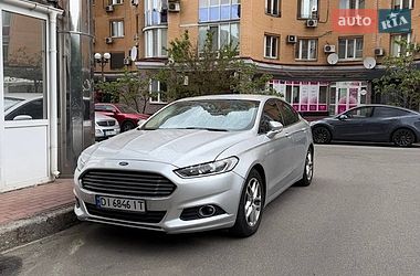Седан Ford Fusion 2015 в Києві