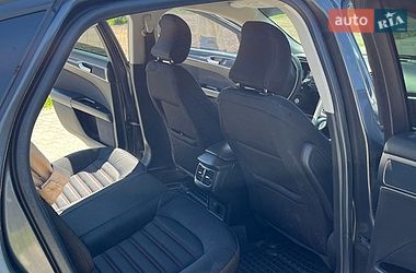Седан Ford Fusion 2015 в Буську
