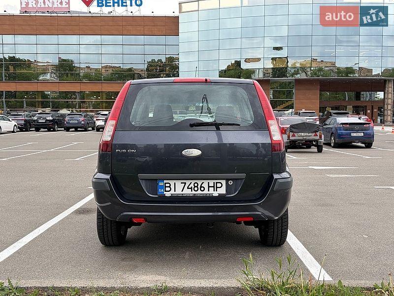 Хетчбек Ford Fusion 2008 в Києві