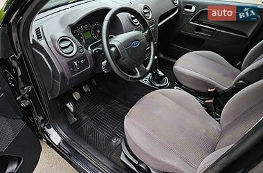 Хэтчбек Ford Fusion 2008 в Умани
