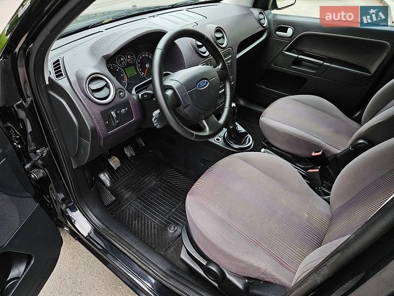 Хэтчбек Ford Fusion 2008 в Умани