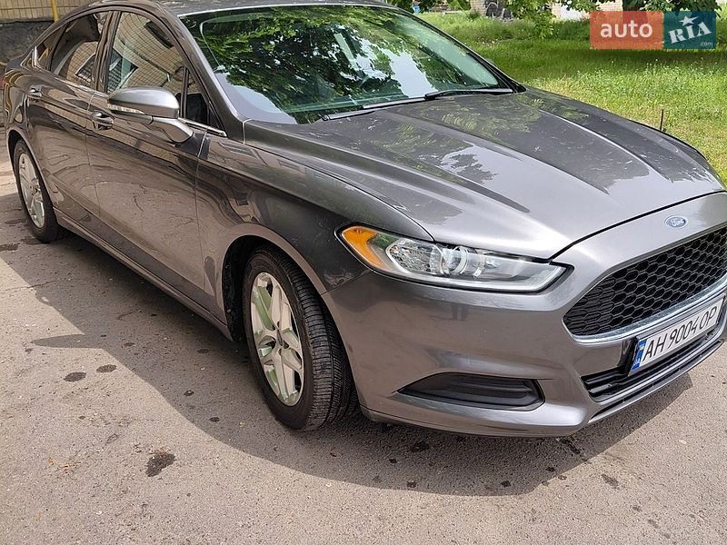 Седан Ford Fusion 2013 в Кривом Роге
