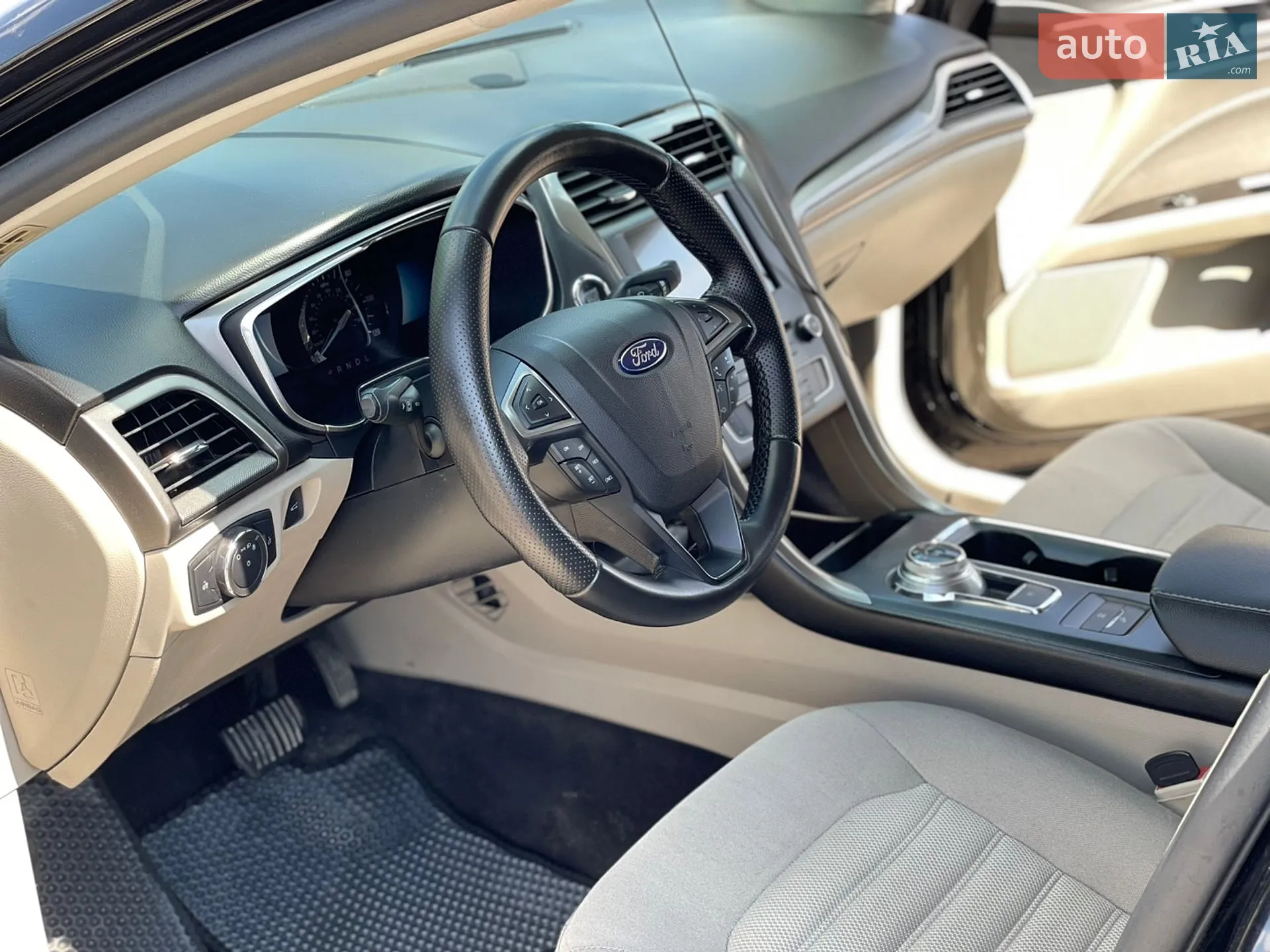 2017 Ford Fusion - мініатюра 20