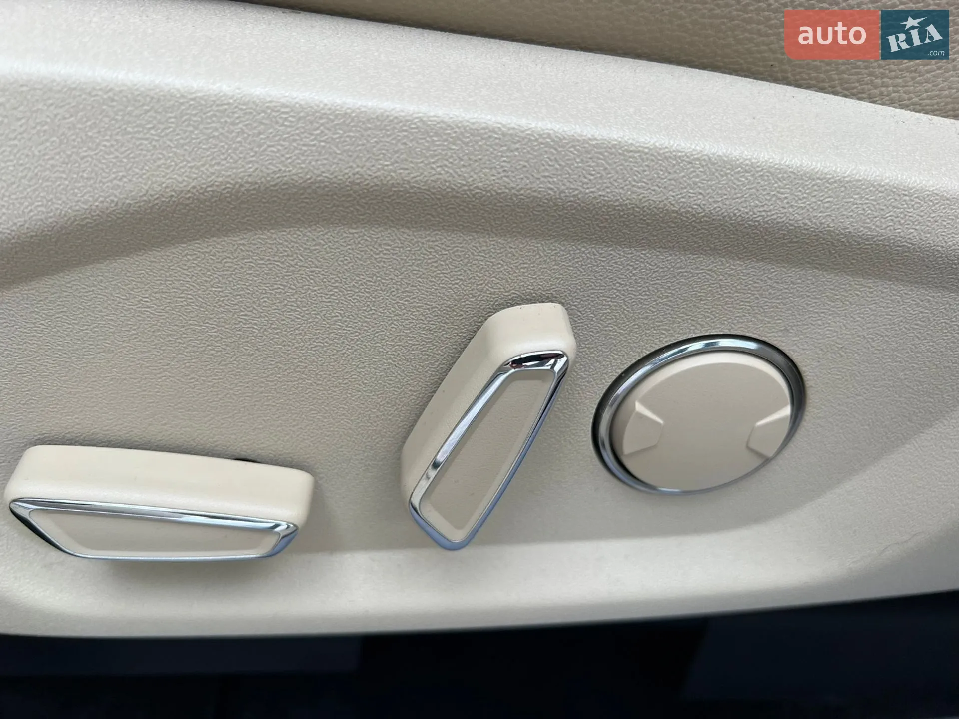 2014 Ford Fusion - мініатюра 20