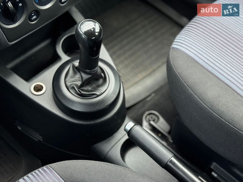 Хэтчбек Ford Fusion 2007 в Умани