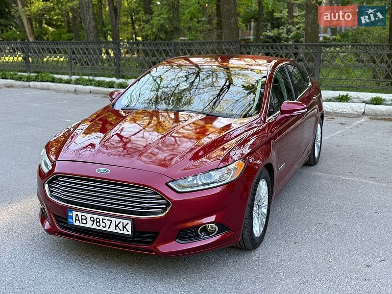 Седан Ford Fusion 2016 в Хмельнике