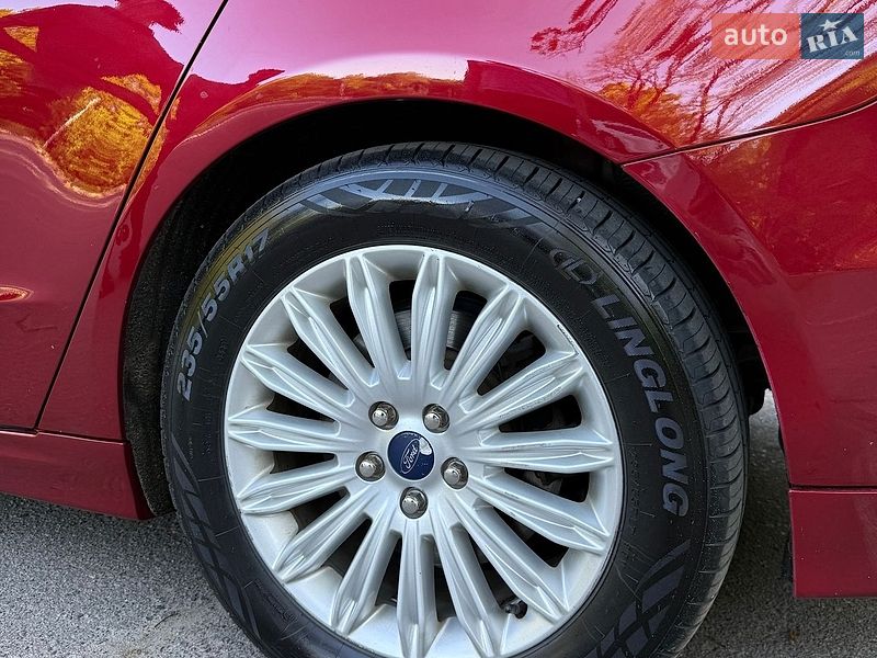Седан Ford Fusion 2016 в Хмельнике