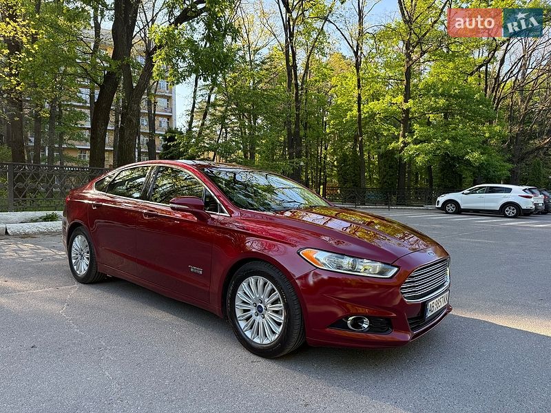 Седан Ford Fusion 2016 в Хмельнике