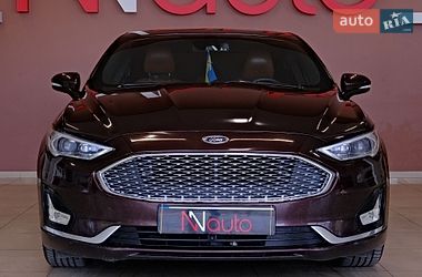 Седан Ford Fusion 2019 в Одесі