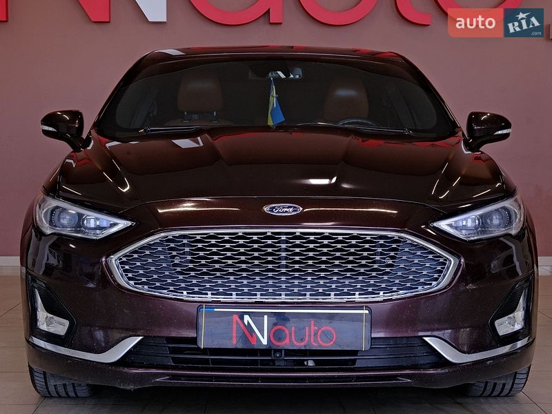 Седан Ford Fusion 2019 в Одесі