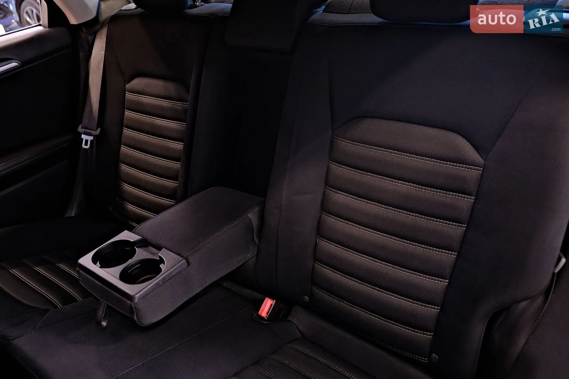2014 Ford Fusion - мініатюра 29