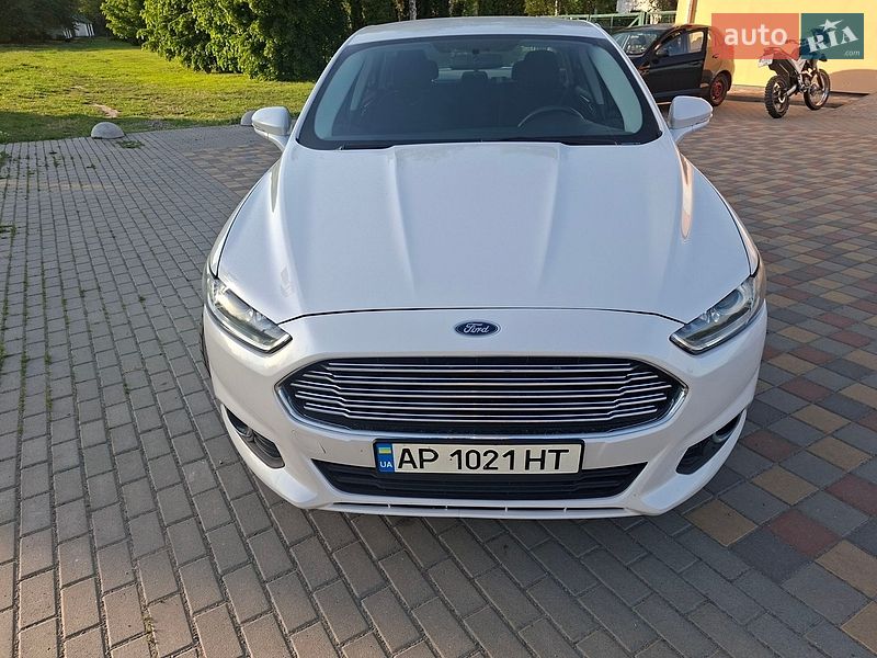 Седан Ford Fusion 2015 в Василькові