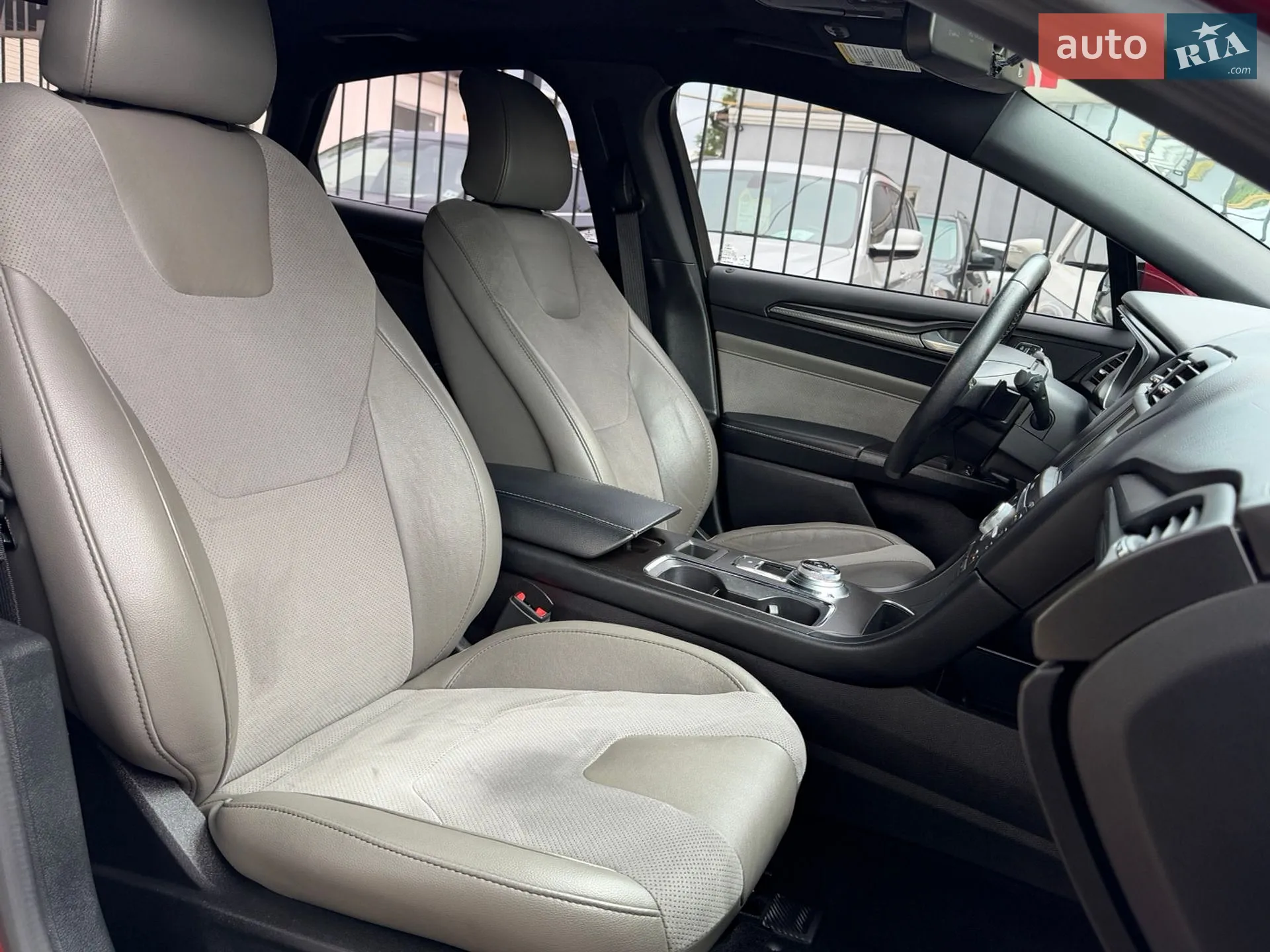 2016 Ford Fusion - мініатюра 13