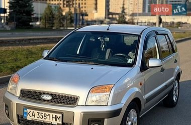Хэтчбек Ford Fusion 2008 в Киеве