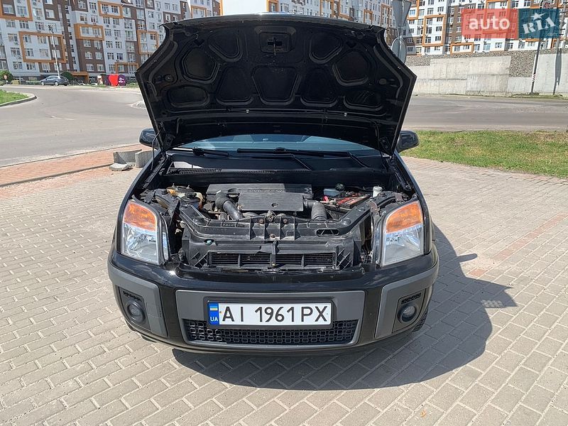 Хетчбек Ford Fusion 2008 в Крюківщині