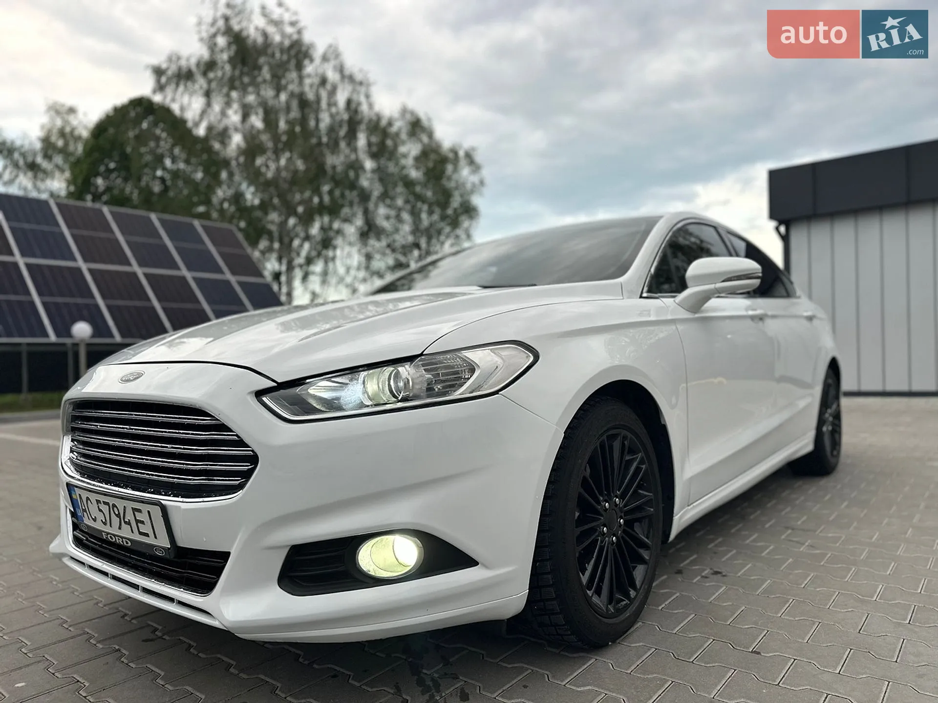 2013 Ford Fusion - мініатюра 2