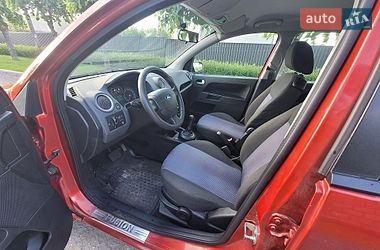 Хэтчбек Ford Fusion 2008 в Каменском