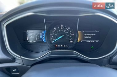 Седан Ford Fusion 2015 в Умани