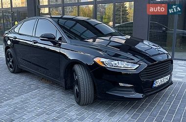 Седан Ford Fusion 2016 в Полтаве