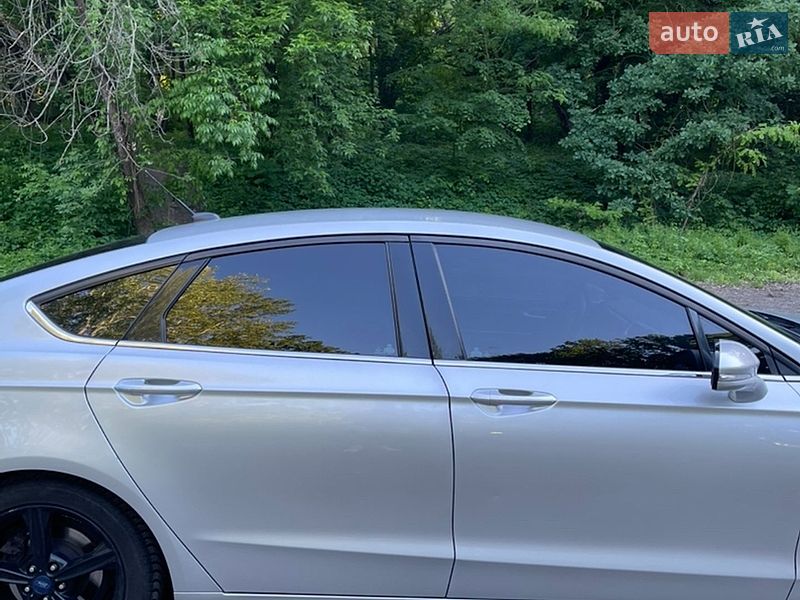 Седан Ford Fusion 2016 в Киеве
