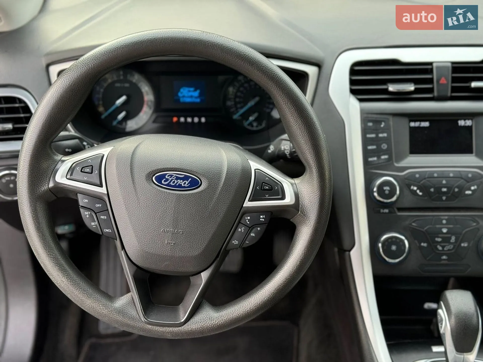 2015 Ford Fusion - мініатюра 14