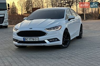 Седан Ford Fusion 2016 в Снятине