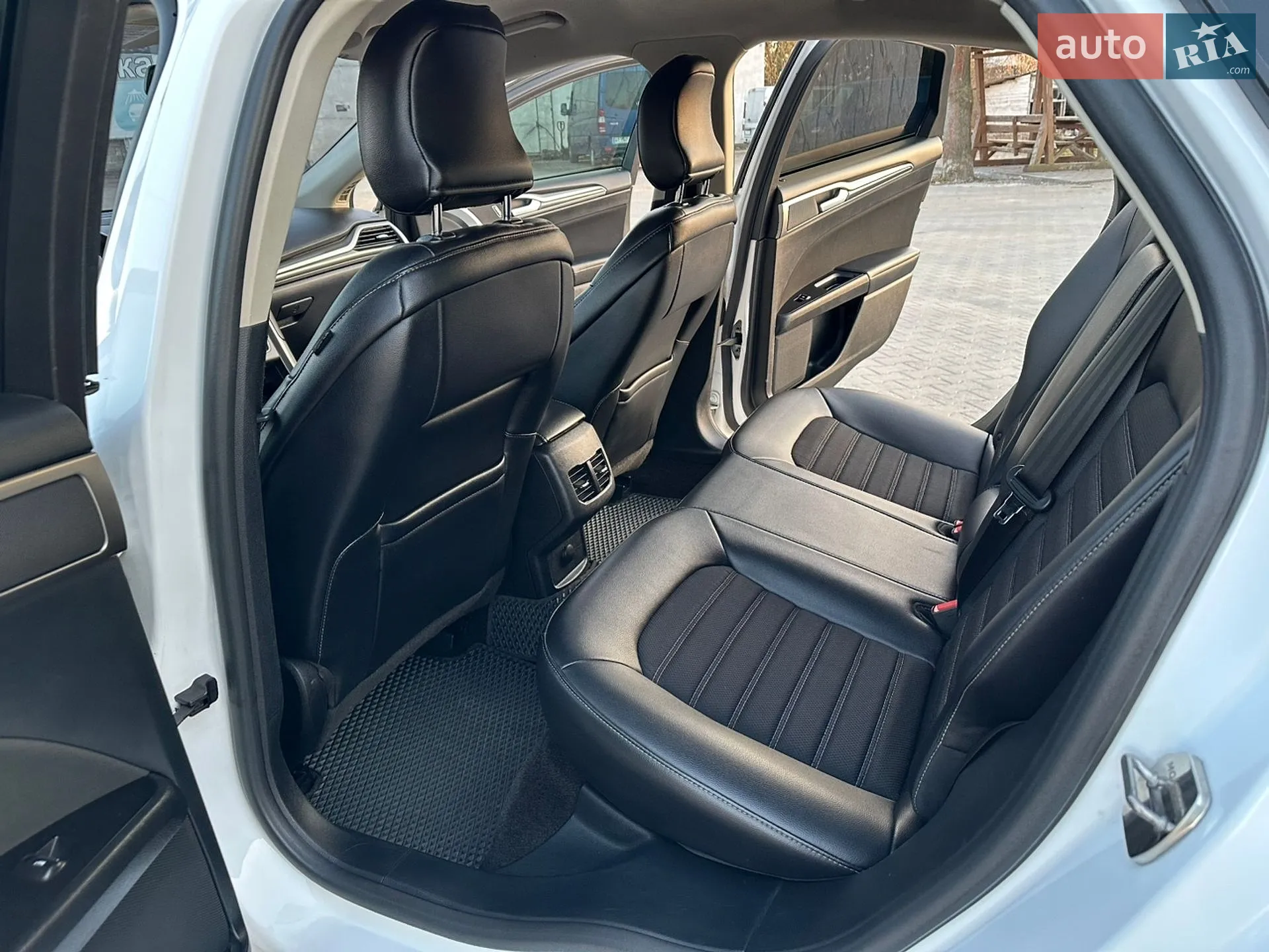 2016 Ford Fusion - мініатюра 5