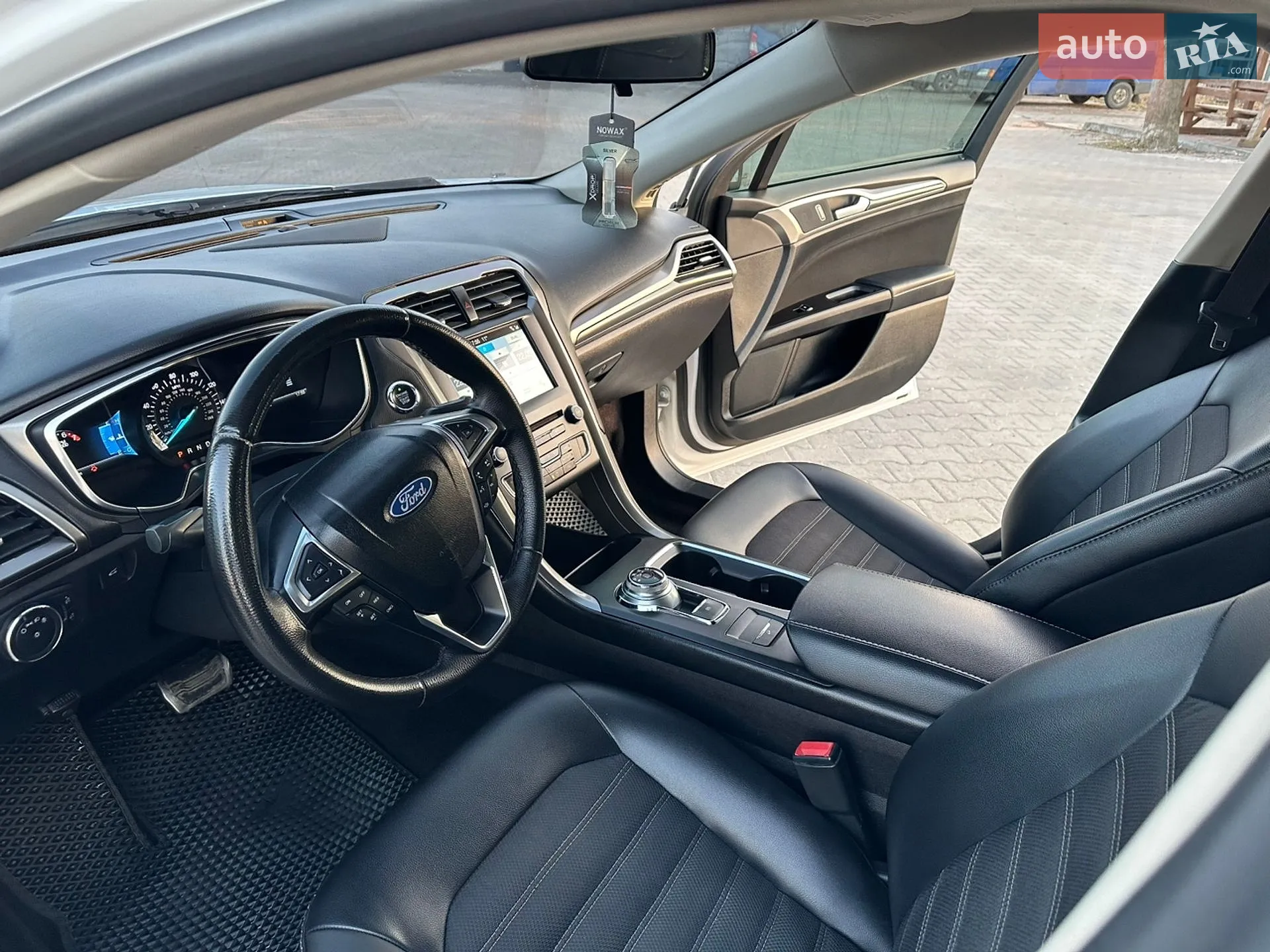 2016 Ford Fusion - мініатюра 15