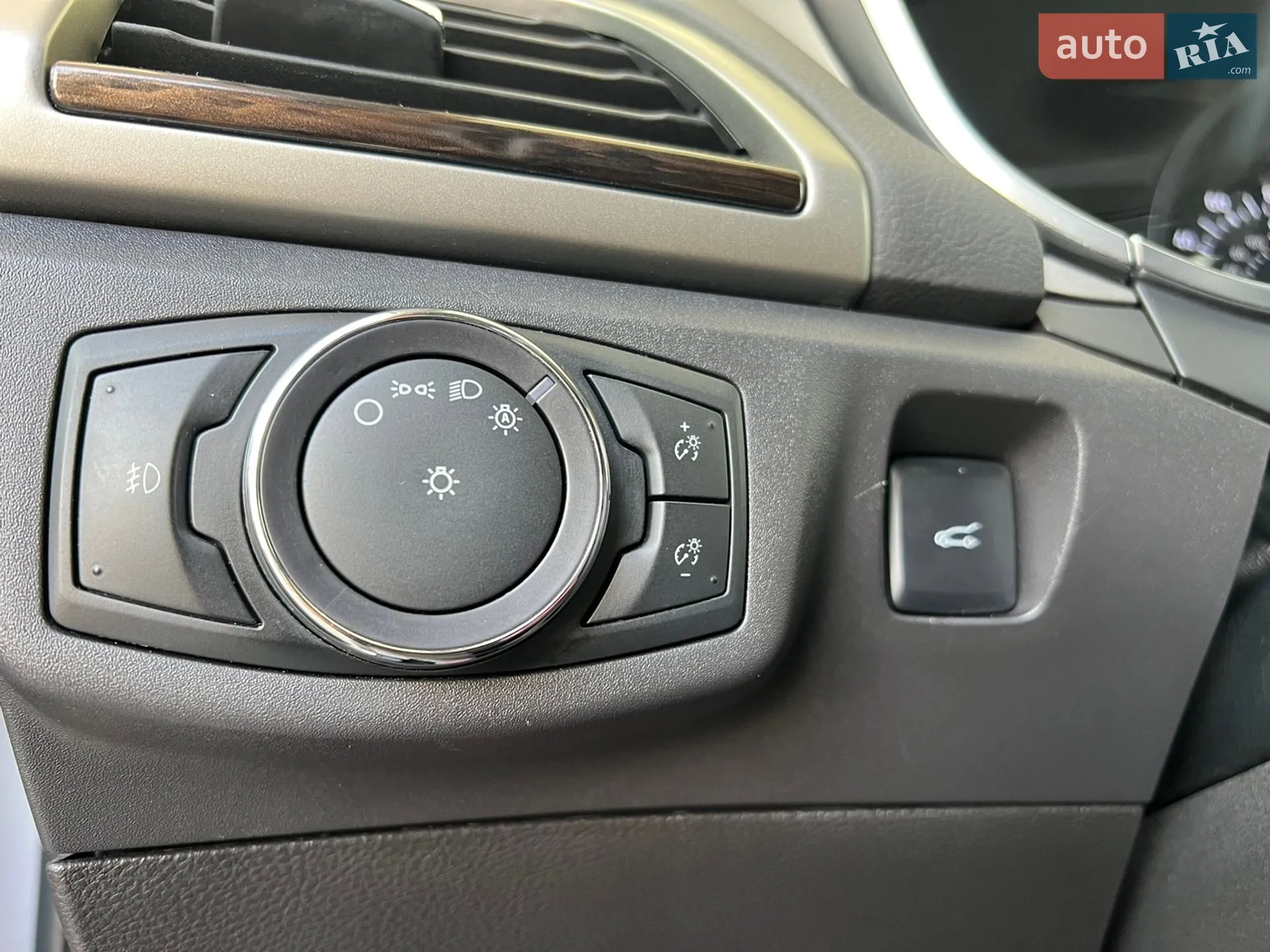 2013 Ford Fusion - мініатюра 13