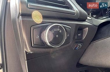 Седан Ford Fusion 2015 в Львове