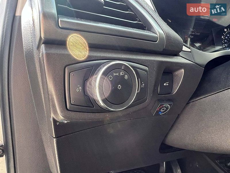 Седан Ford Fusion 2015 в Львове