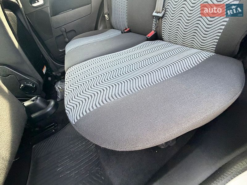Хэтчбек Ford Fusion 2008 в Виннице