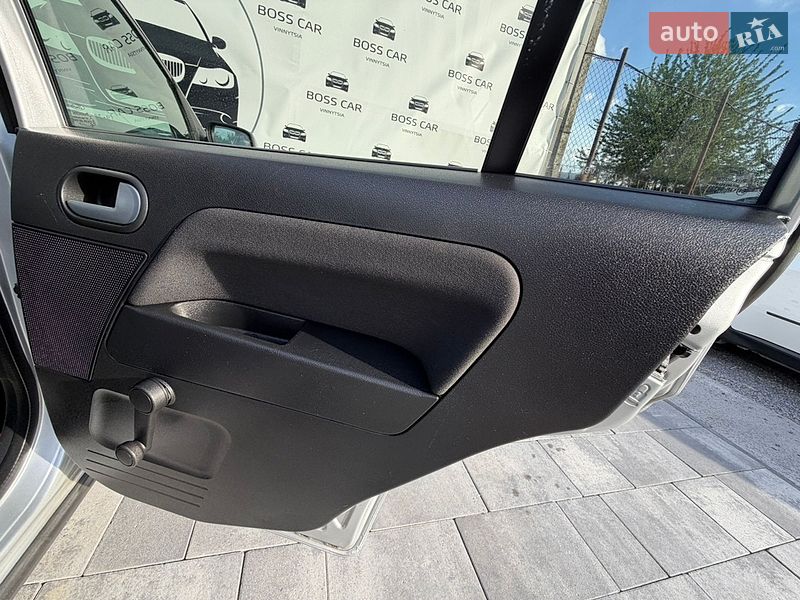 Хэтчбек Ford Fusion 2008 в Виннице