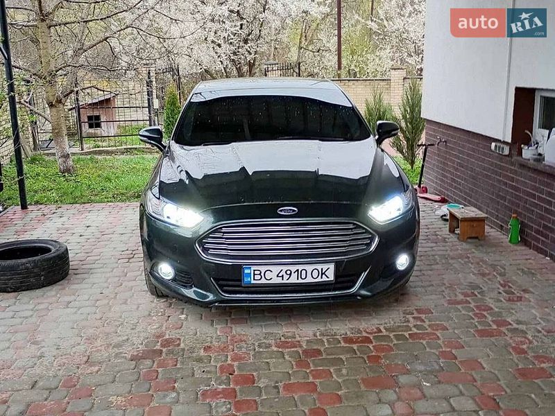 Седан Ford Fusion 2014 в Бориславі