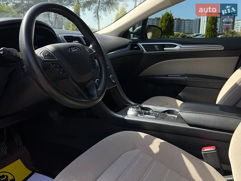 Ford Fusion 2020 VIN 3FA6P0G71LR197358 фото оголошення 9 з 73