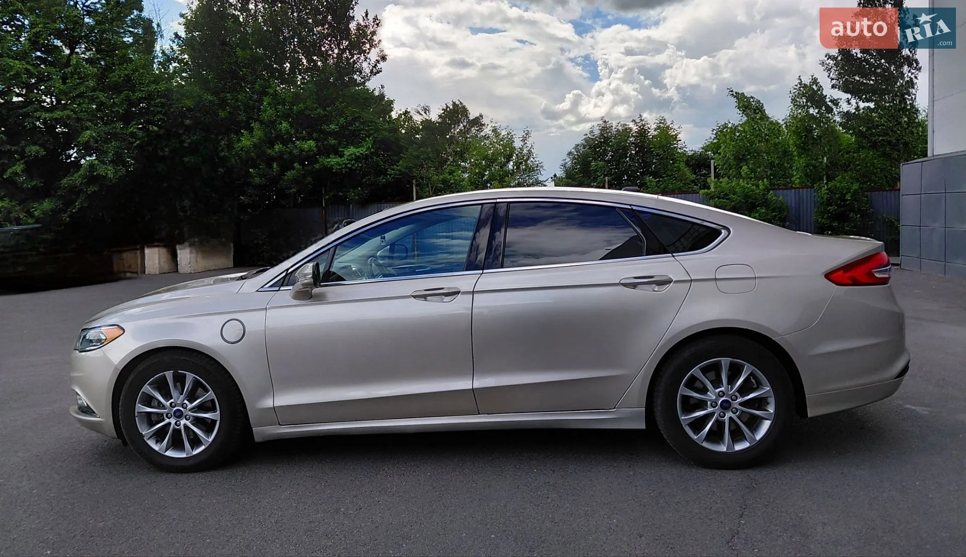 2017 Ford Fusion - мініатюра 11