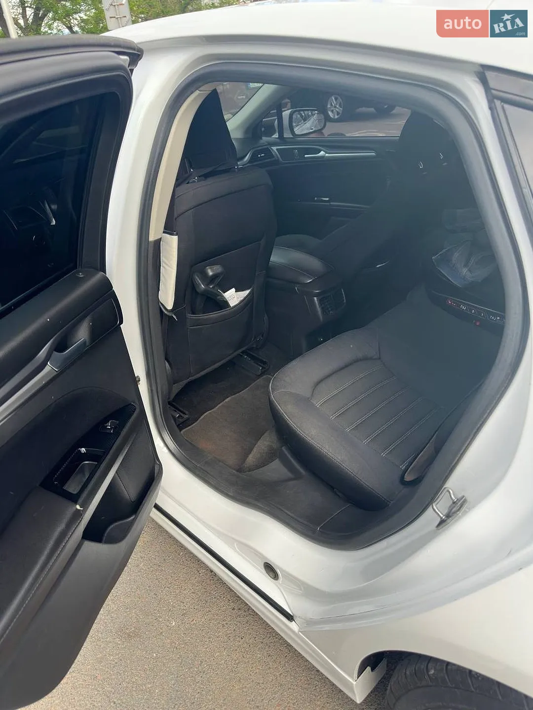 2013 Ford Fusion - мініатюра 9
