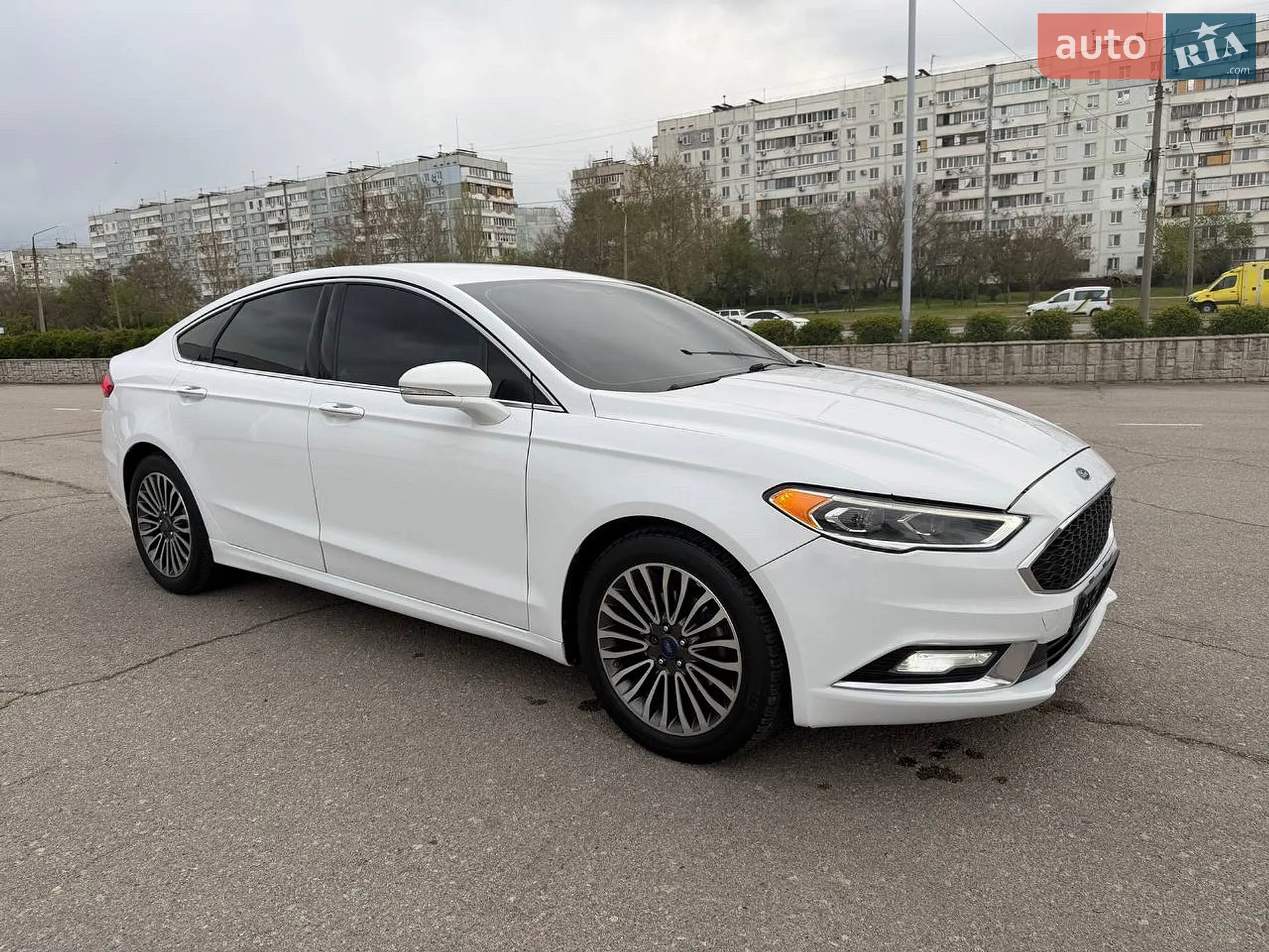 2016 Ford Fusion - мініатюра 9