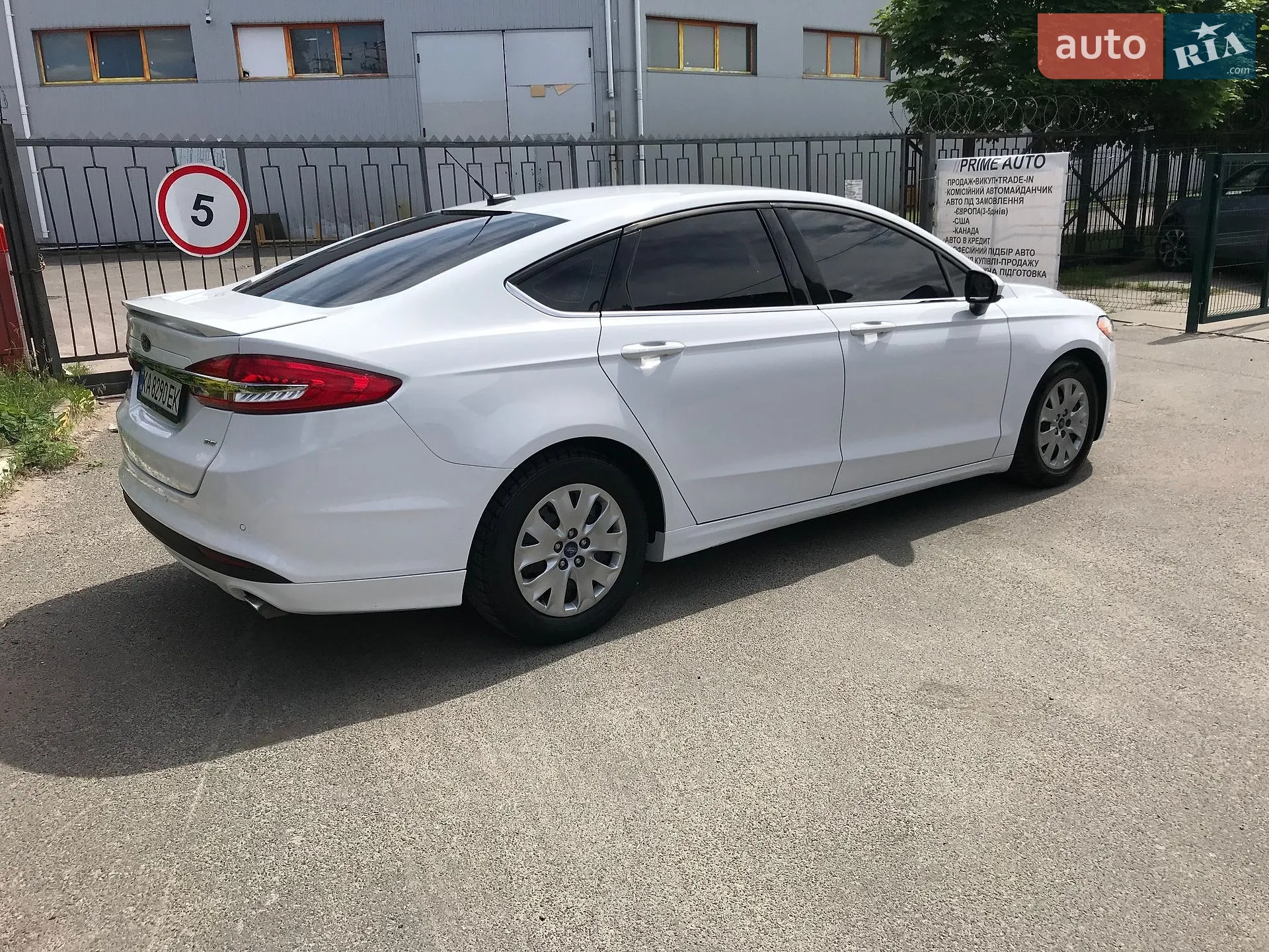 2017 Ford Fusion - мініатюра 4