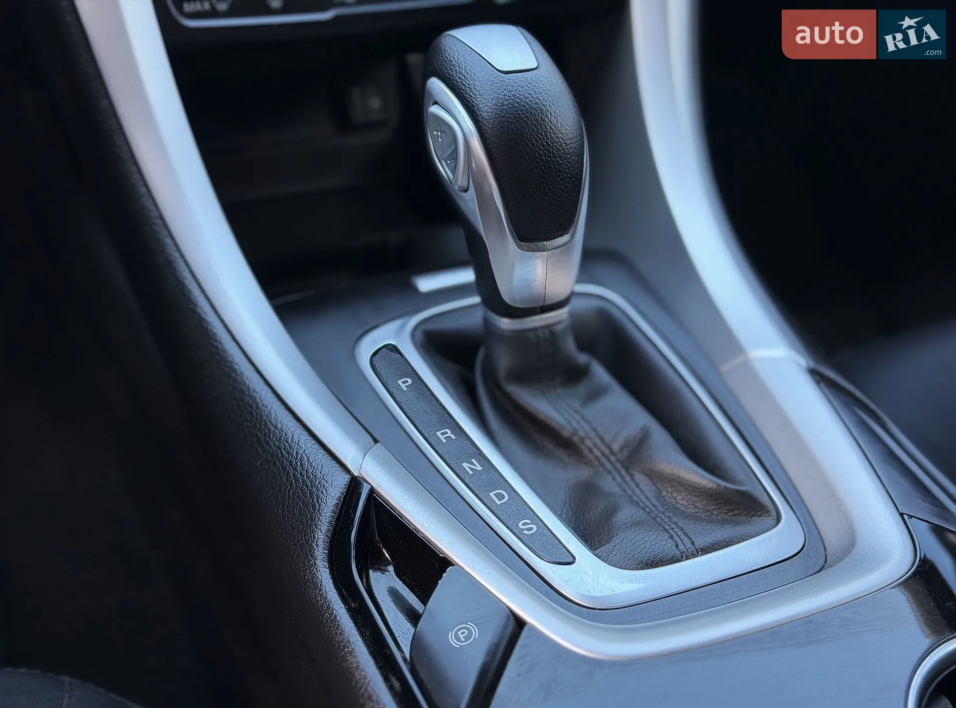 2014 Ford Fusion - мініатюра 28